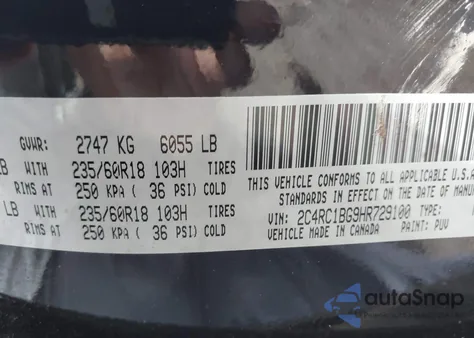 2017 Chrysler Pacifica Touring-L z USA, uszkodzony, nr VIN 2C4RC1BG9HR729100